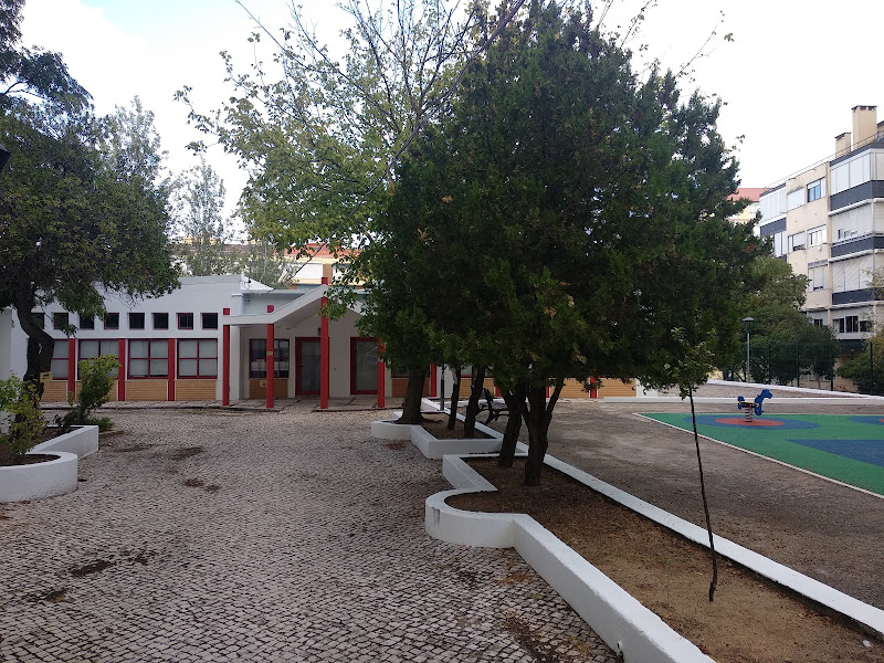 Foto 2 de Jardim de Infância de Azenha