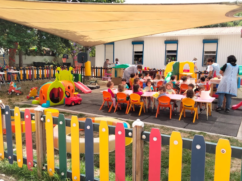 Foto 1 de Jardim infantil Associação da Penha de França
