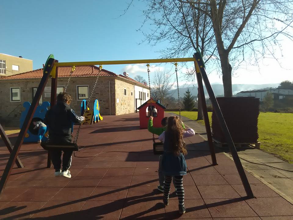 Foto 1 de Infantário (Bercário, Creche, Pré-escolar) - SCM de Arnoia - Celorico de Basto